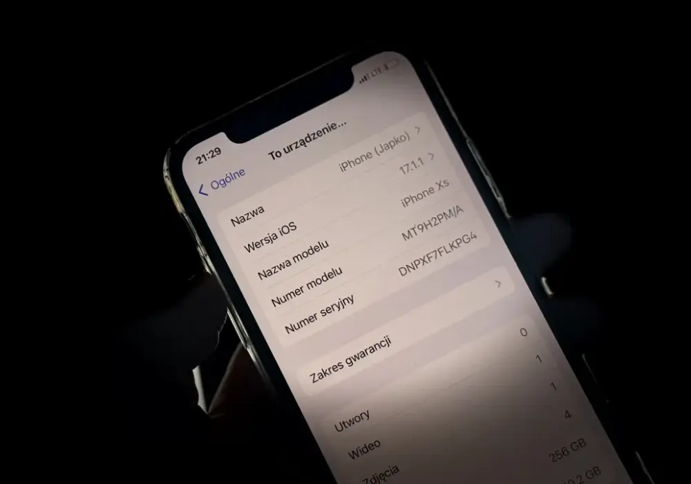 Wymiana baterii w iPhone - jak uniknąć kosztownych błędów i oszczędzić