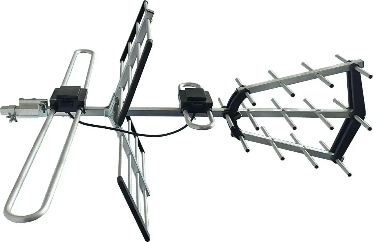 Antena UHF i VHF z elementami odbiorczymi, gotowa do montażu.